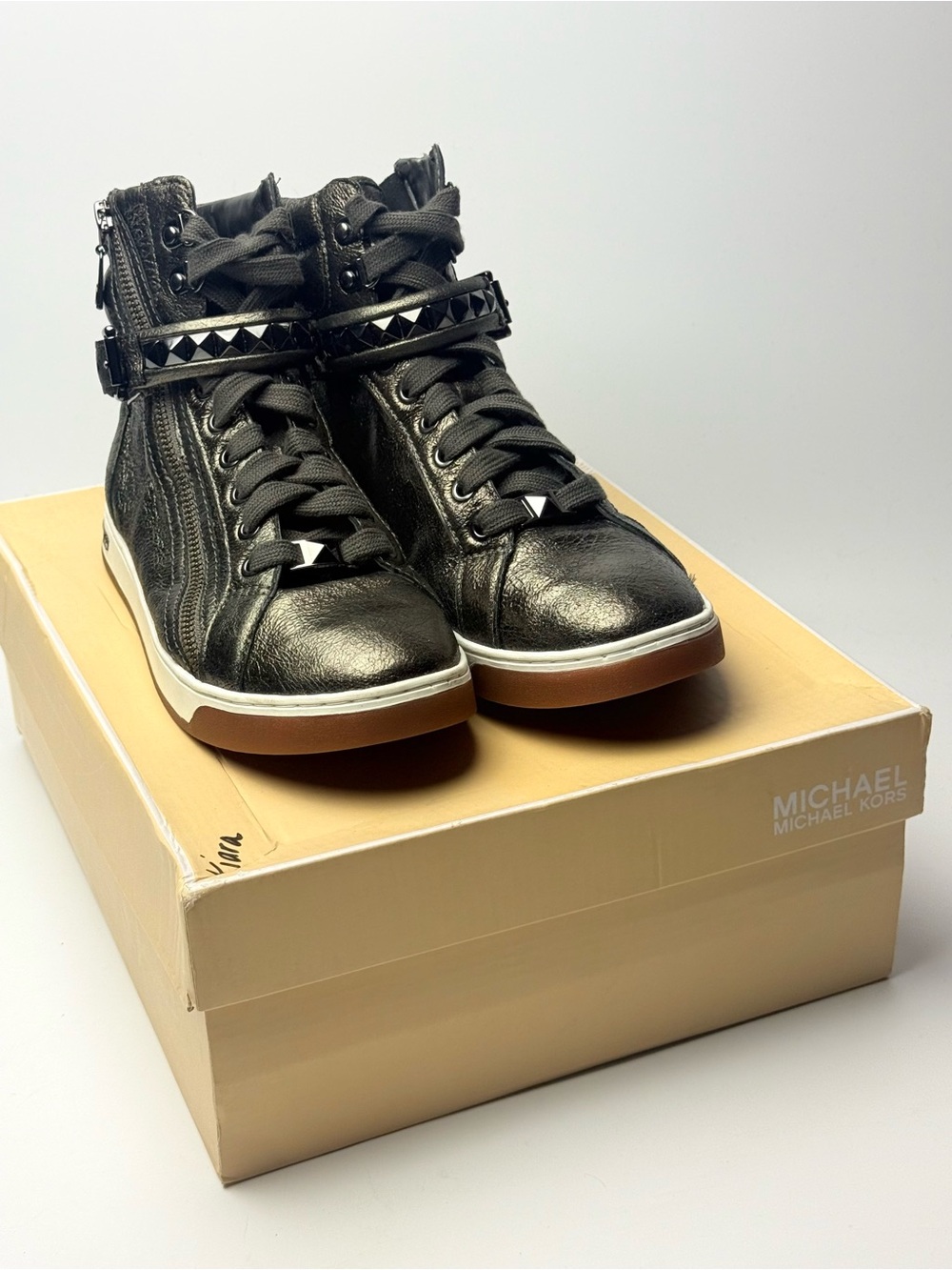 MICHAEL KORS Metallic leather Studded High Top Shoes women’s 8M Side Zippered